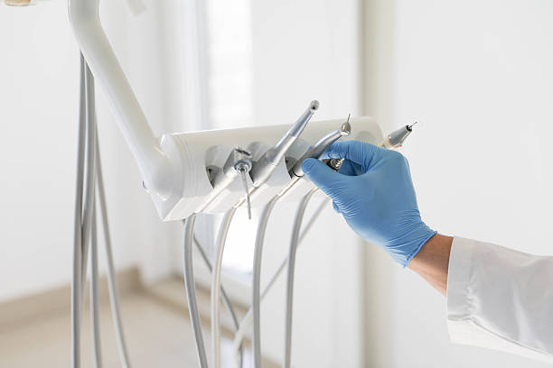 24/7 Emergency Dental Implants experts in Salem, MA